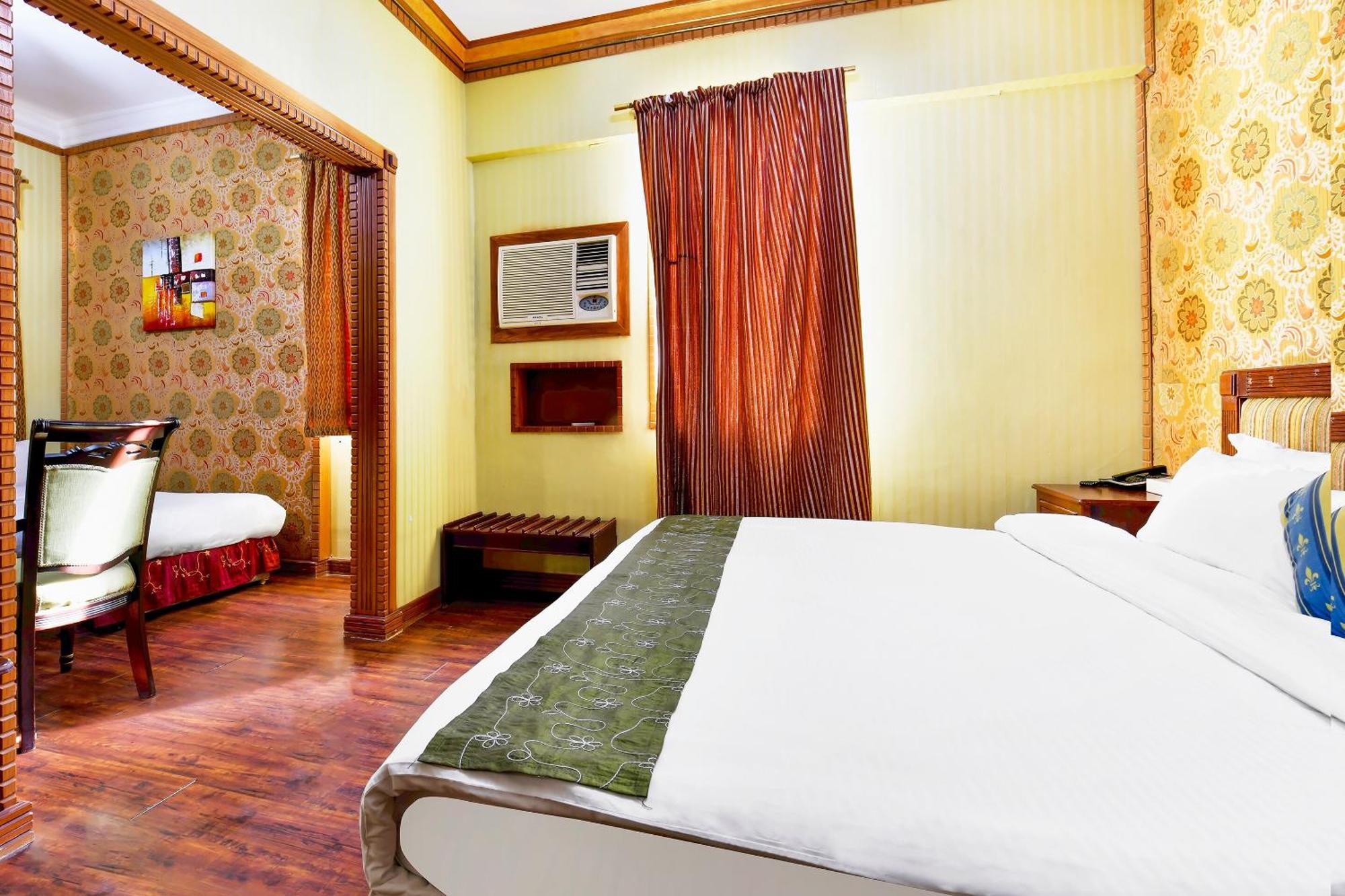 Capital O 125 Moon Plaza Hotel Al-Manamah Bagian luar foto