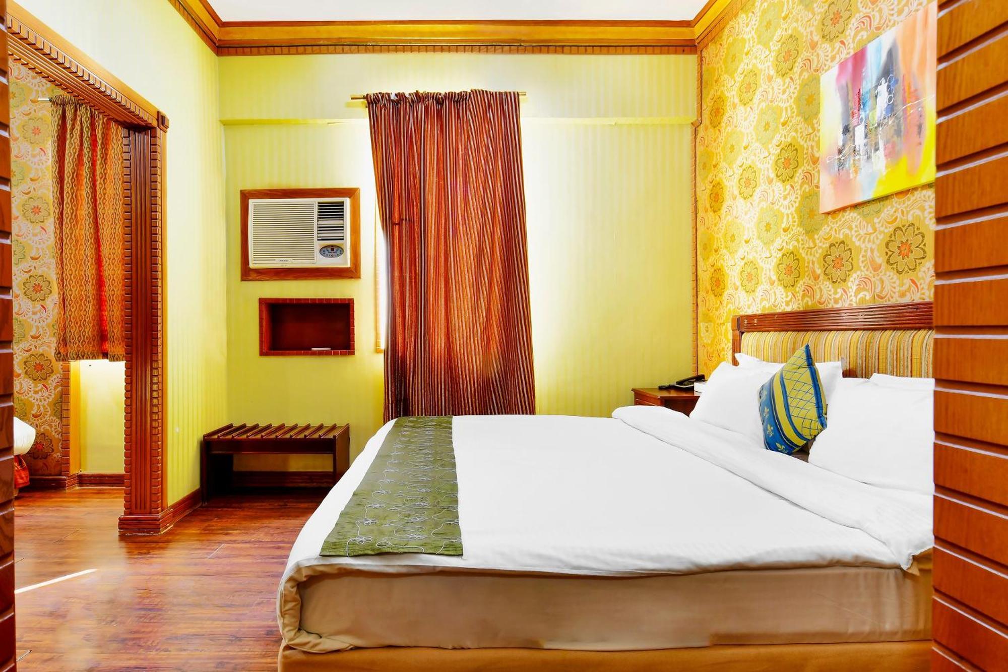 Capital O 125 Moon Plaza Hotel Al-Manamah Bagian luar foto