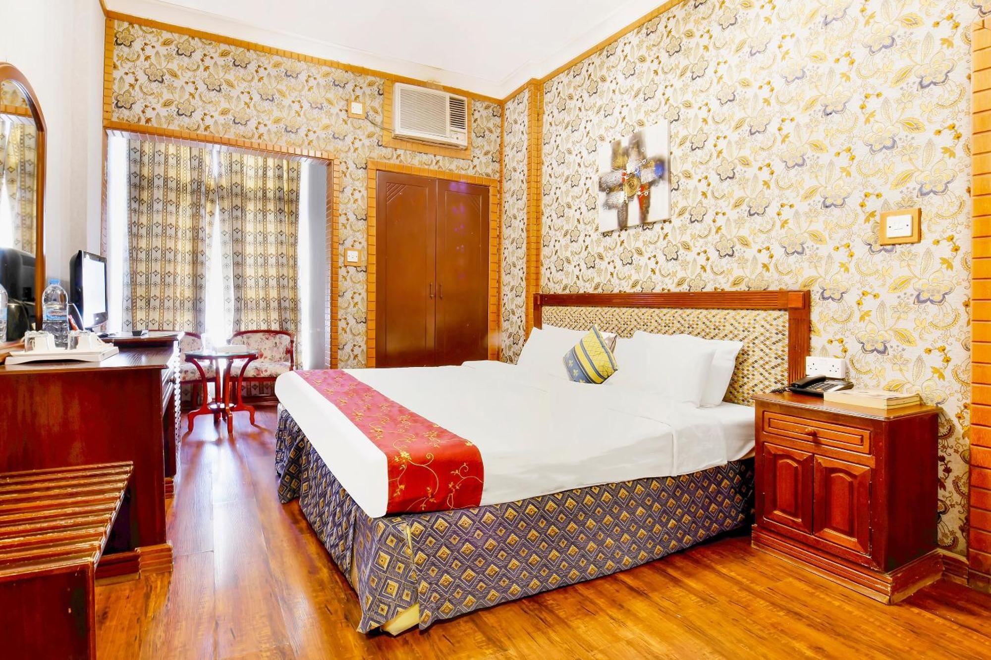 Capital O 125 Moon Plaza Hotel Al-Manamah Bagian luar foto