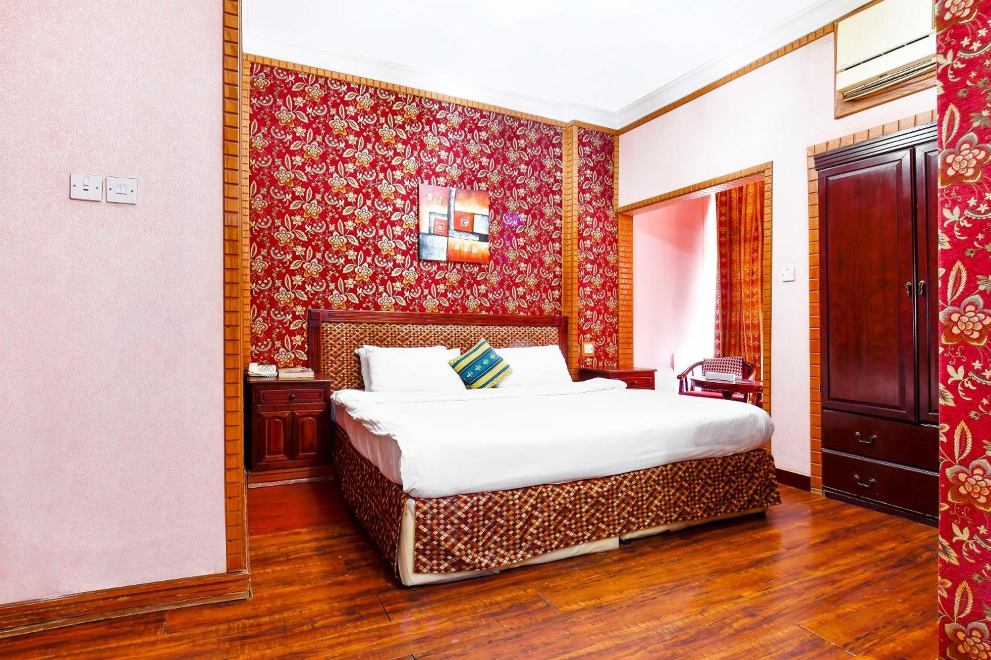 Capital O 125 Moon Plaza Hotel Al-Manamah Bagian luar foto