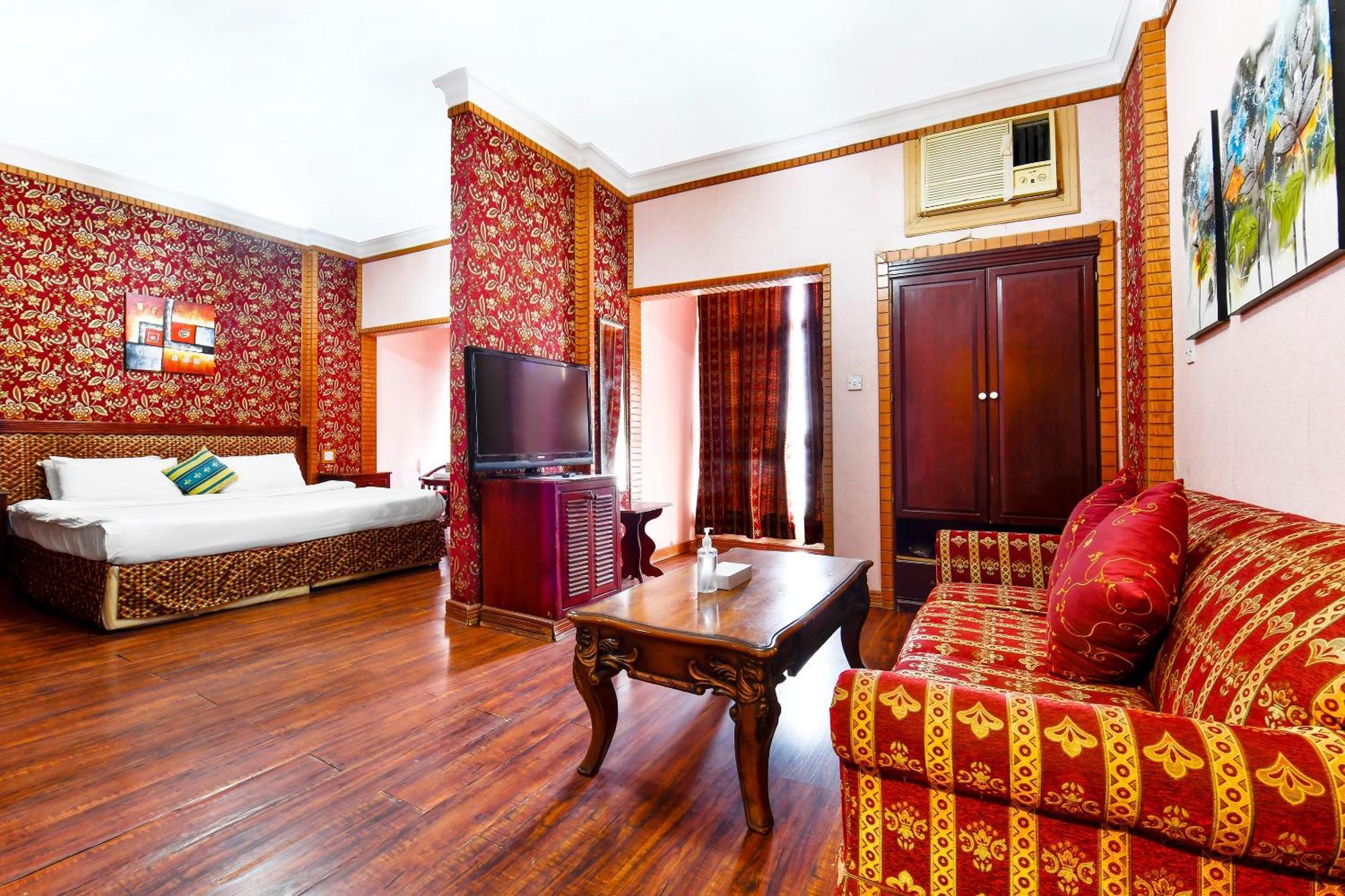 Capital O 125 Moon Plaza Hotel Al-Manamah Bagian luar foto